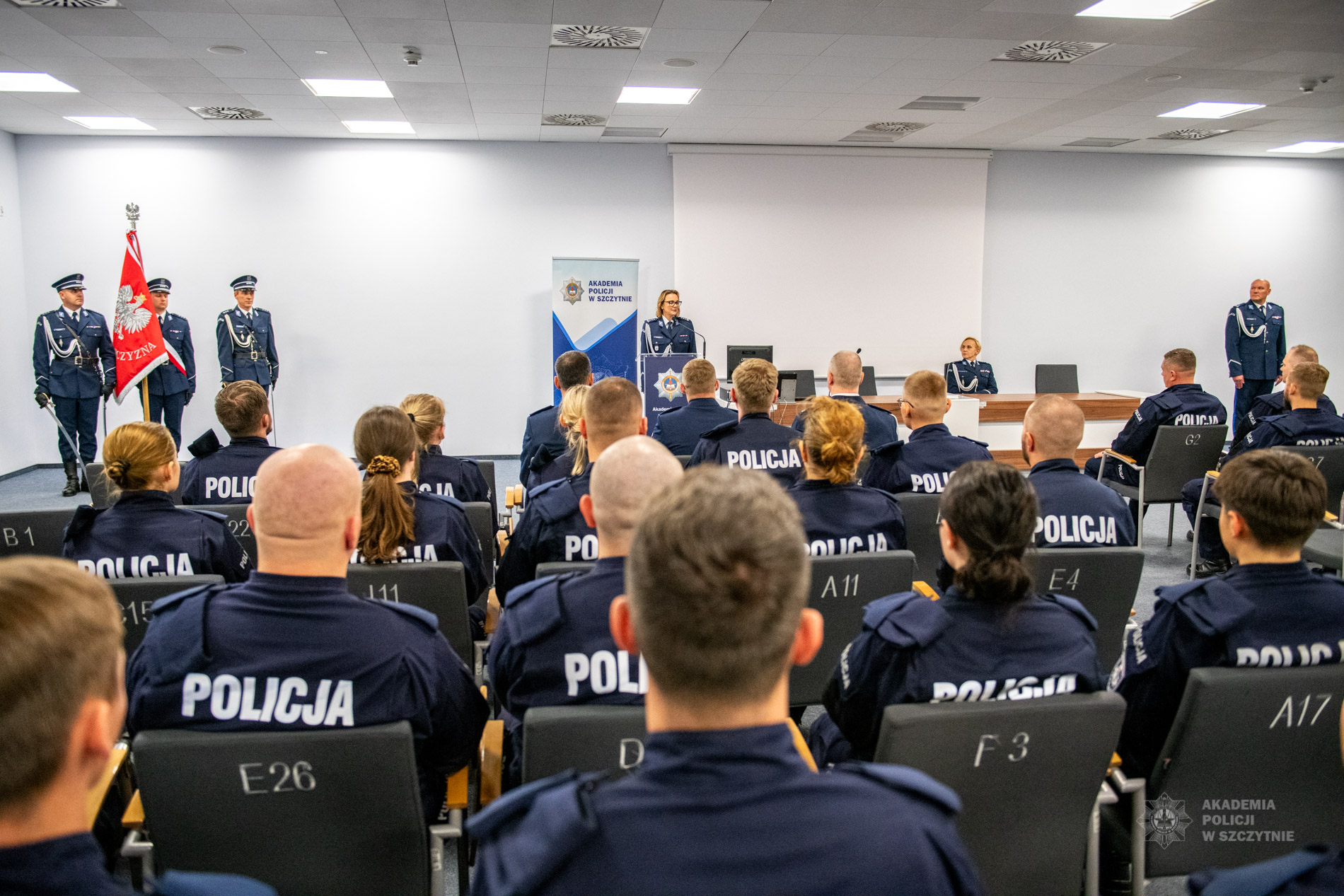 Policjanci